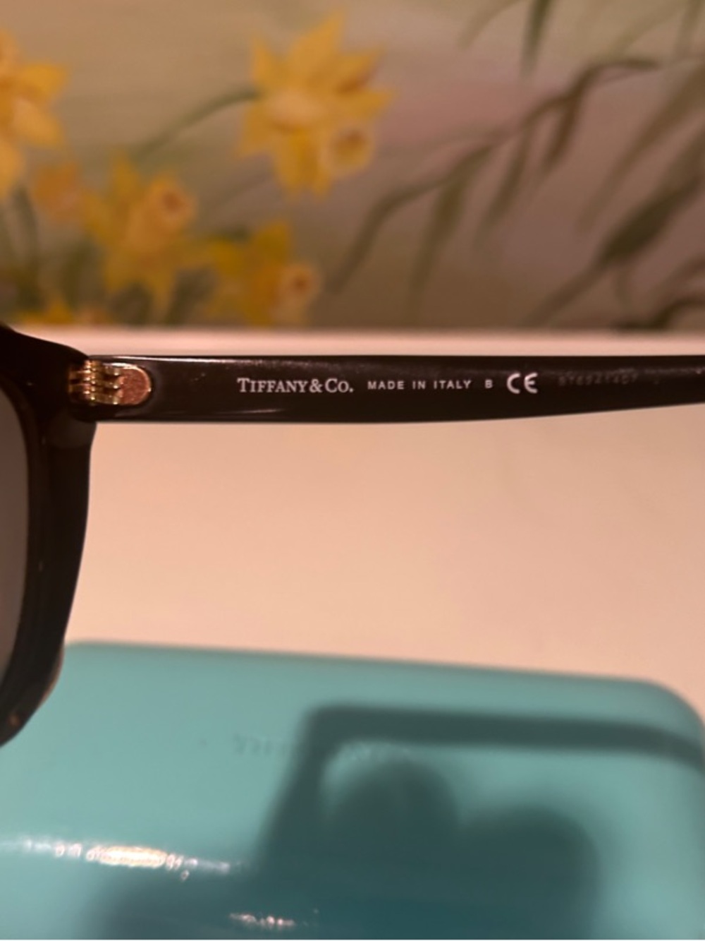 Tiffany & Co. TF4148 Black/Gold Cat-Eye Frames. Made in Italy w/ Case - Picture 4 of 11